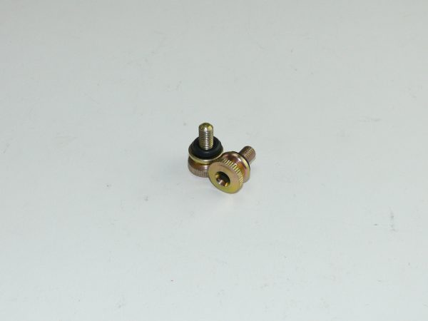 Beed retainer with o-ring